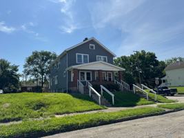 featured image of 736 Seymour Ave