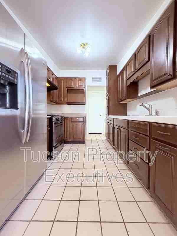 3002 N Palo Verde Ave - Photo 4 of 31