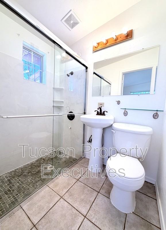 3002 N Palo Verde Ave - Photo 5 of 31