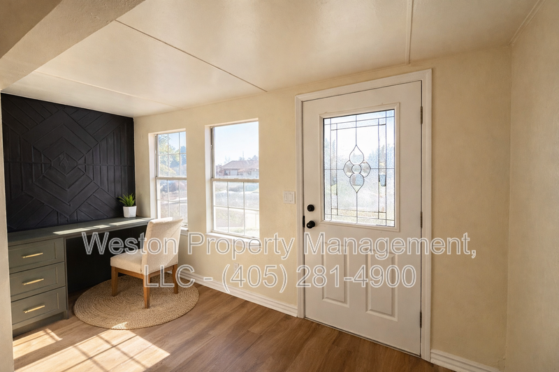 3229 Se 24th St - Photo 3 of 13
