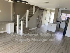 512 Se 43rd St #2 - Photo 1 of 1