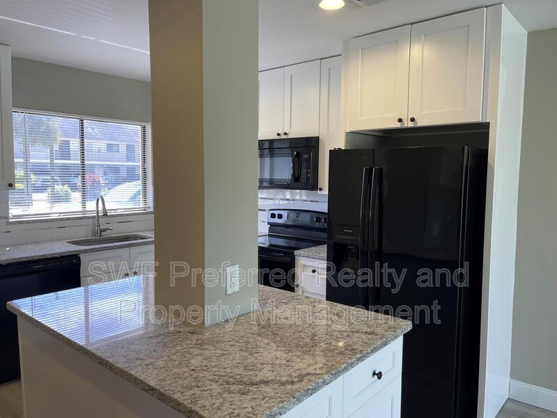 512 Se 43rd St #2 - Photo 7 of 14