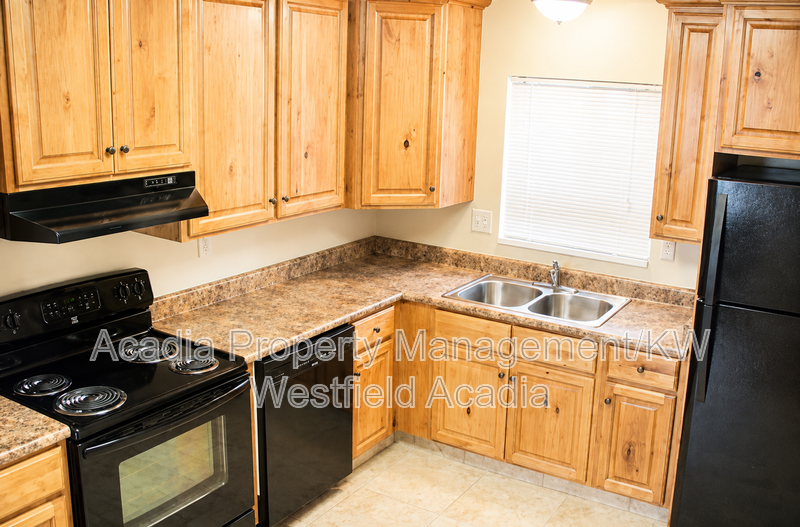 315 E St #3 - Photo 7 of 19