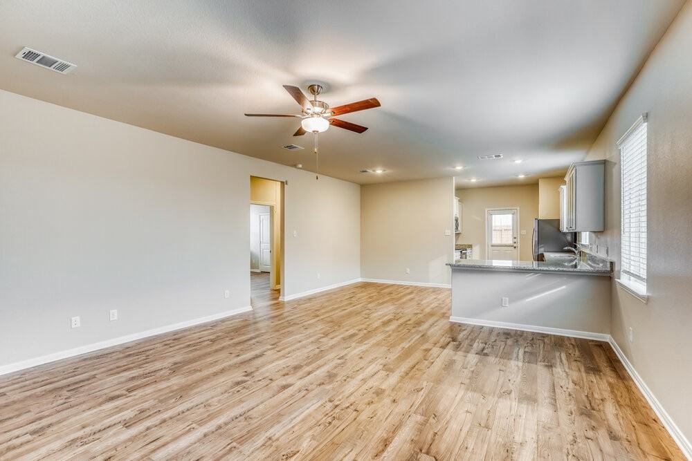 7511 Tipton Meadow Way - Photo 4 of 19