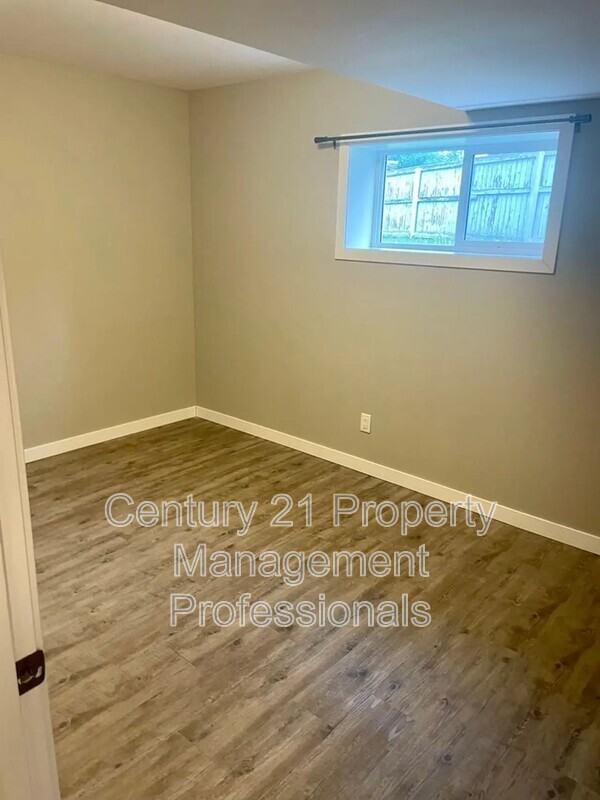 5119-55 Avenue - Photo 4 of 12