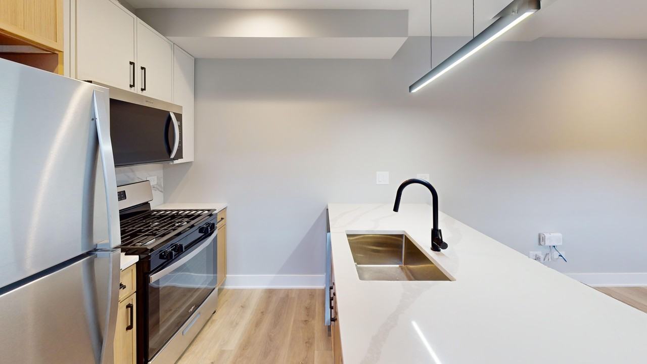 3144 W Fullerton Ave #G - Photo 2 of 11