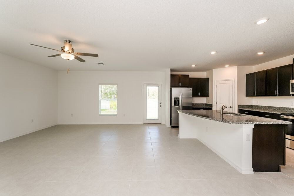 1993 Skybrooke Blvd - Photo 4 of 17