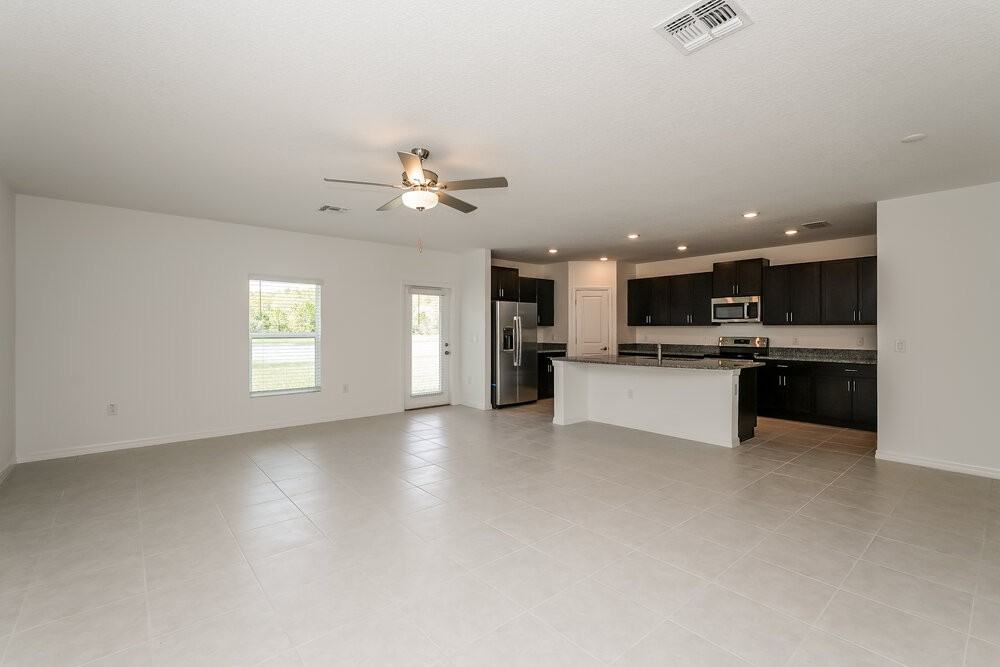 1993 Skybrooke Blvd - Photo 5 of 17