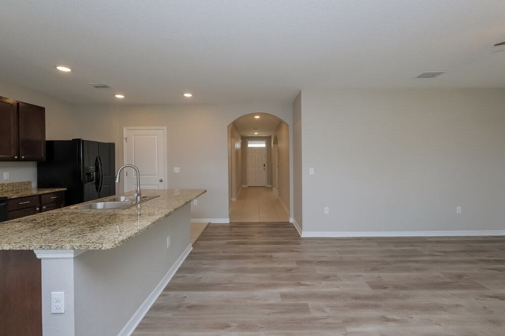 14133 Arbor Pines Dr - Photo 5 of 16