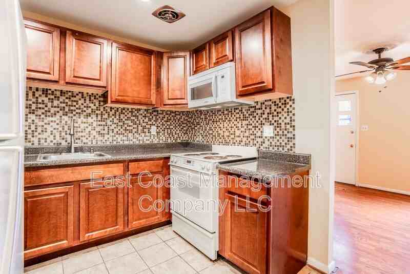 1502 E Baltimore St #2 - Photo 6 of 23
