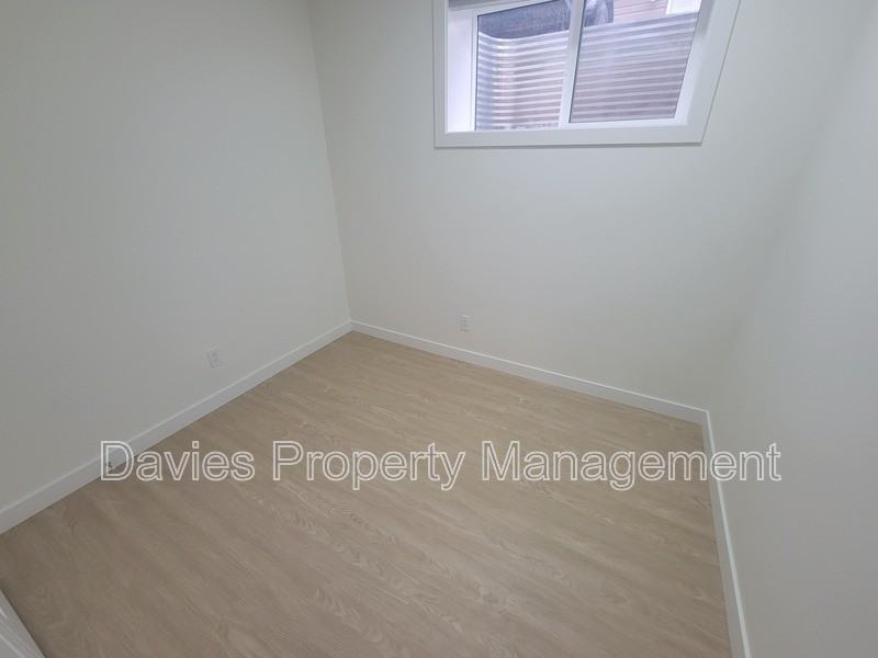20825 19a Ave Nw #BS - Photo 5 of 10