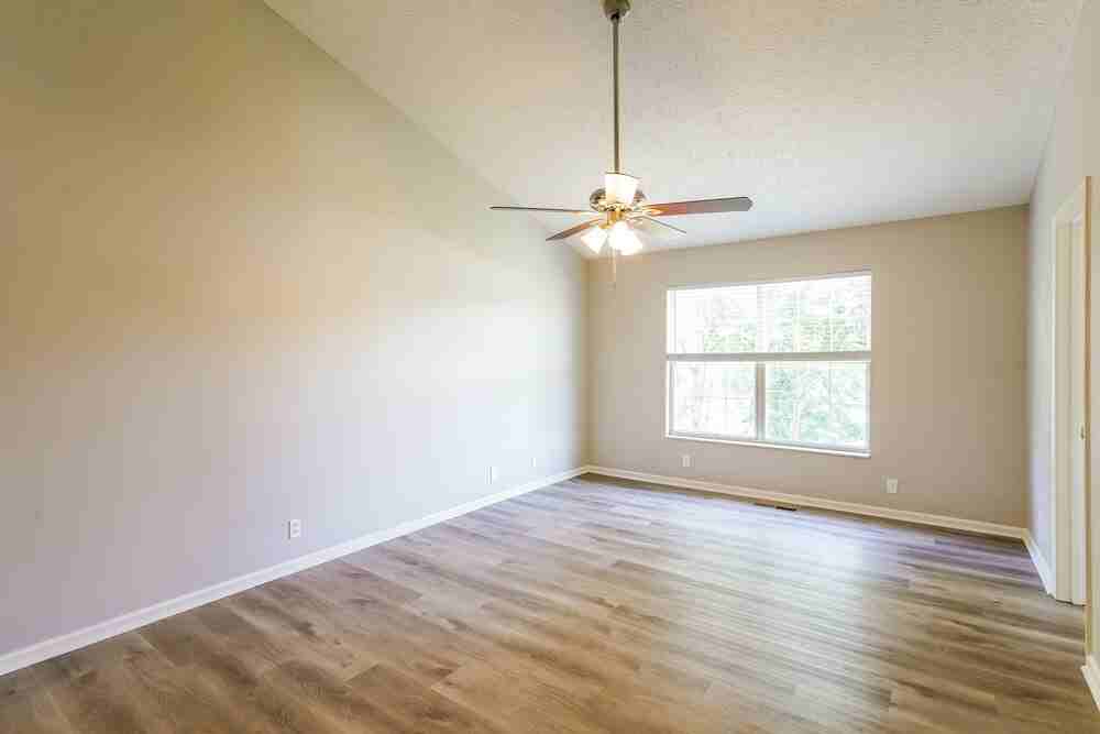 100 E Harbor - Photo 5 of 17