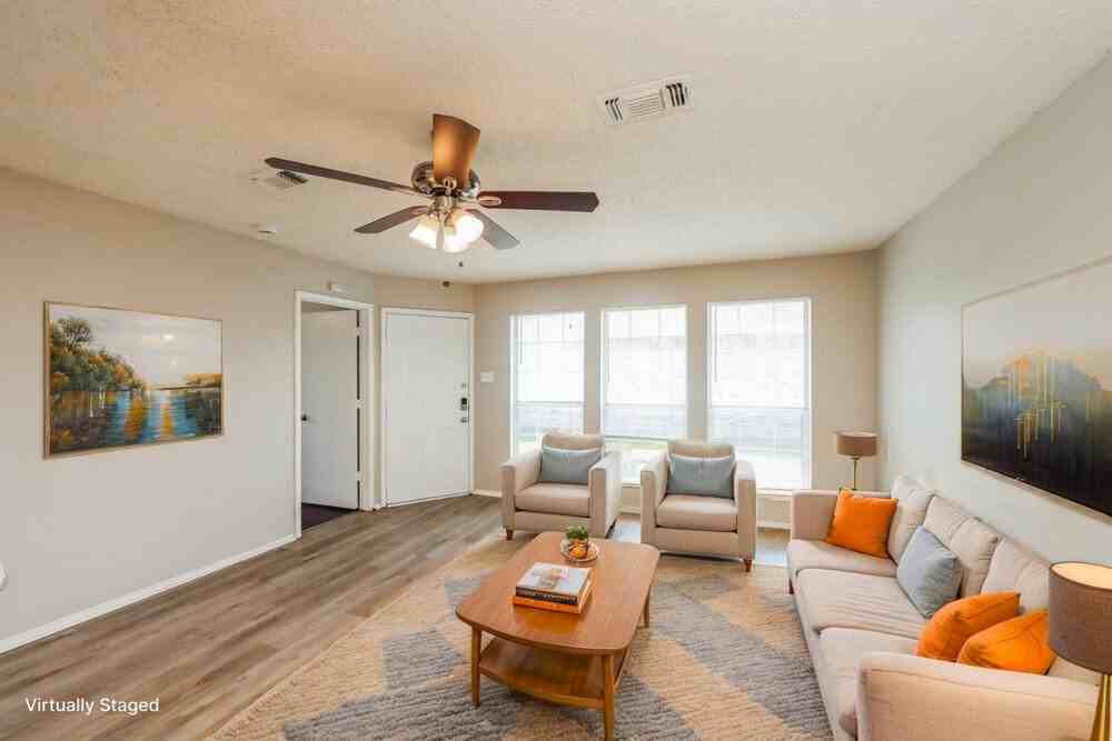 12248 Ortega St - Photo 4 of 19