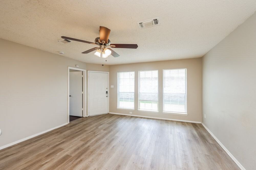 12248 Ortega St - Photo 5 of 19