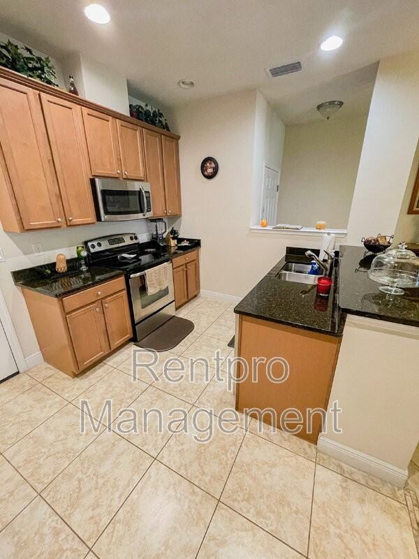11567 84th Street Cir E #105 - Photo 2 of 18