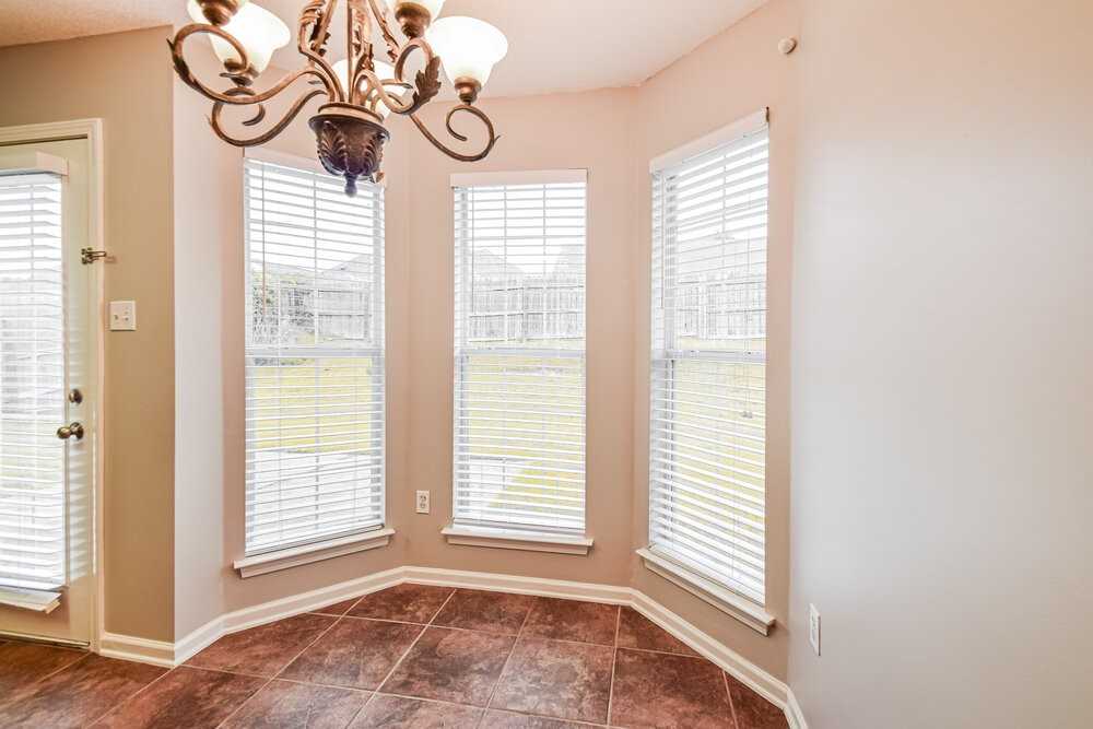 5764 Deer Ridge Dr - Photo 7 of 17