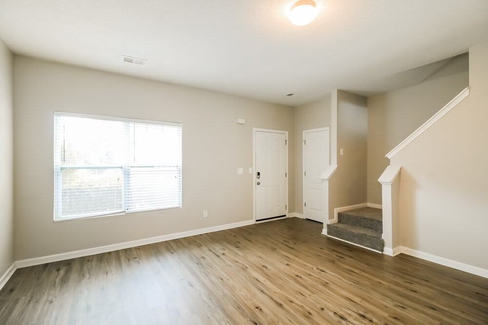 2285 Bigwood Trl - Photo 7 of 20