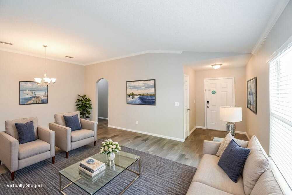 1032 Beckingham Dr - Photo 4 of 19