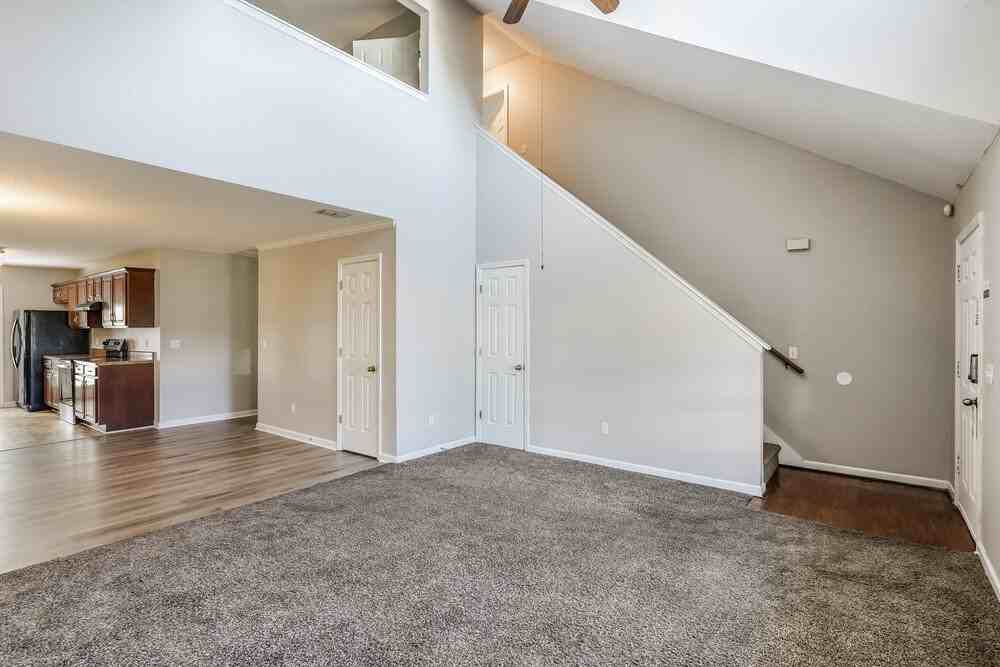 5404 Sunnyvale Dr - Photo 4 of 17