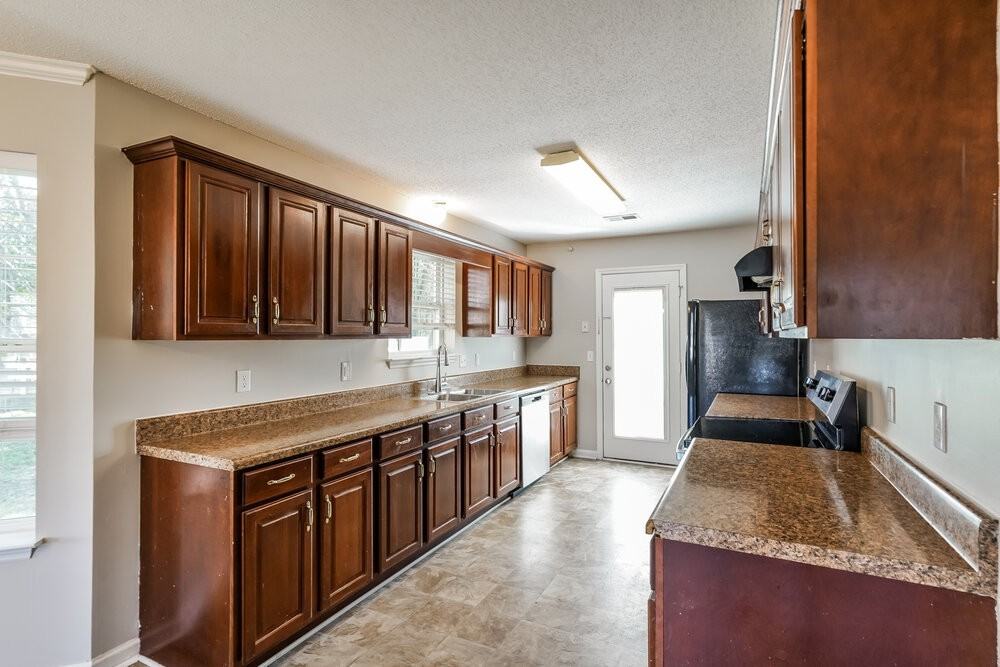 5404 Sunnyvale Dr - Photo 7 of 17