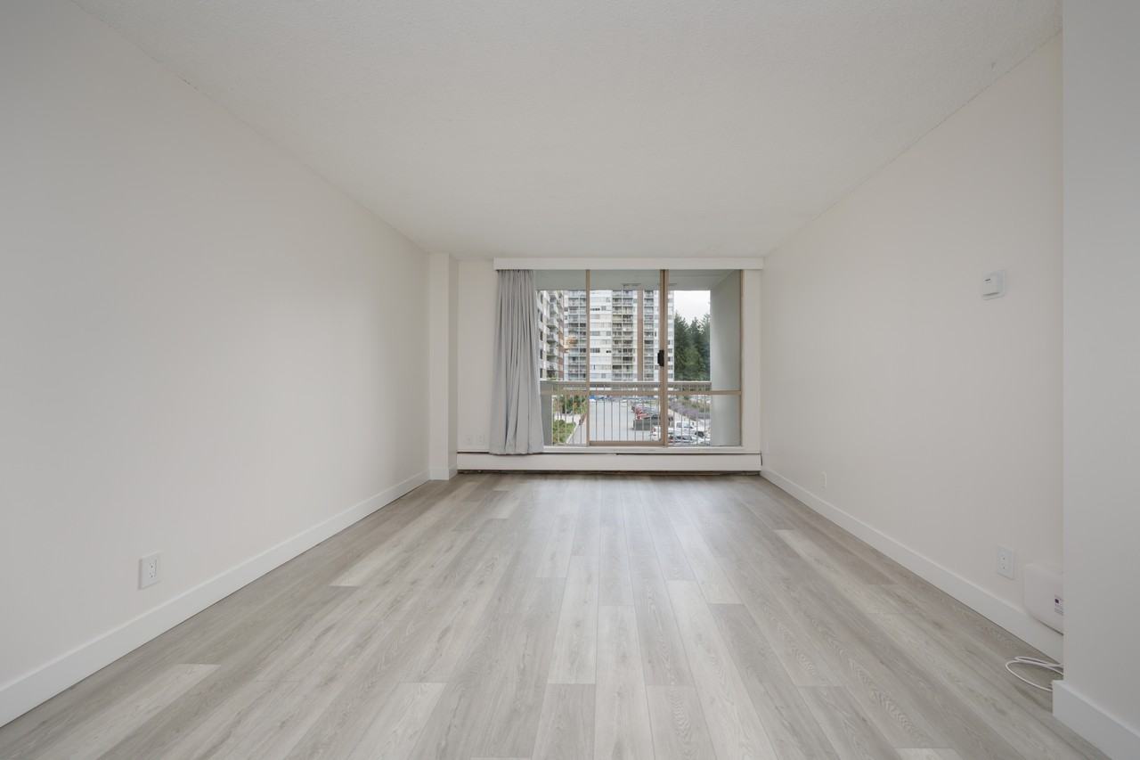 2016 Fullerton Avenue - Photo 2 of 20