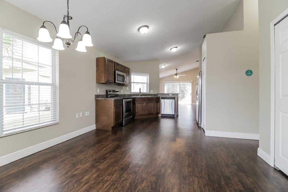 2408 Sonja Ct - Photo 6 of 16