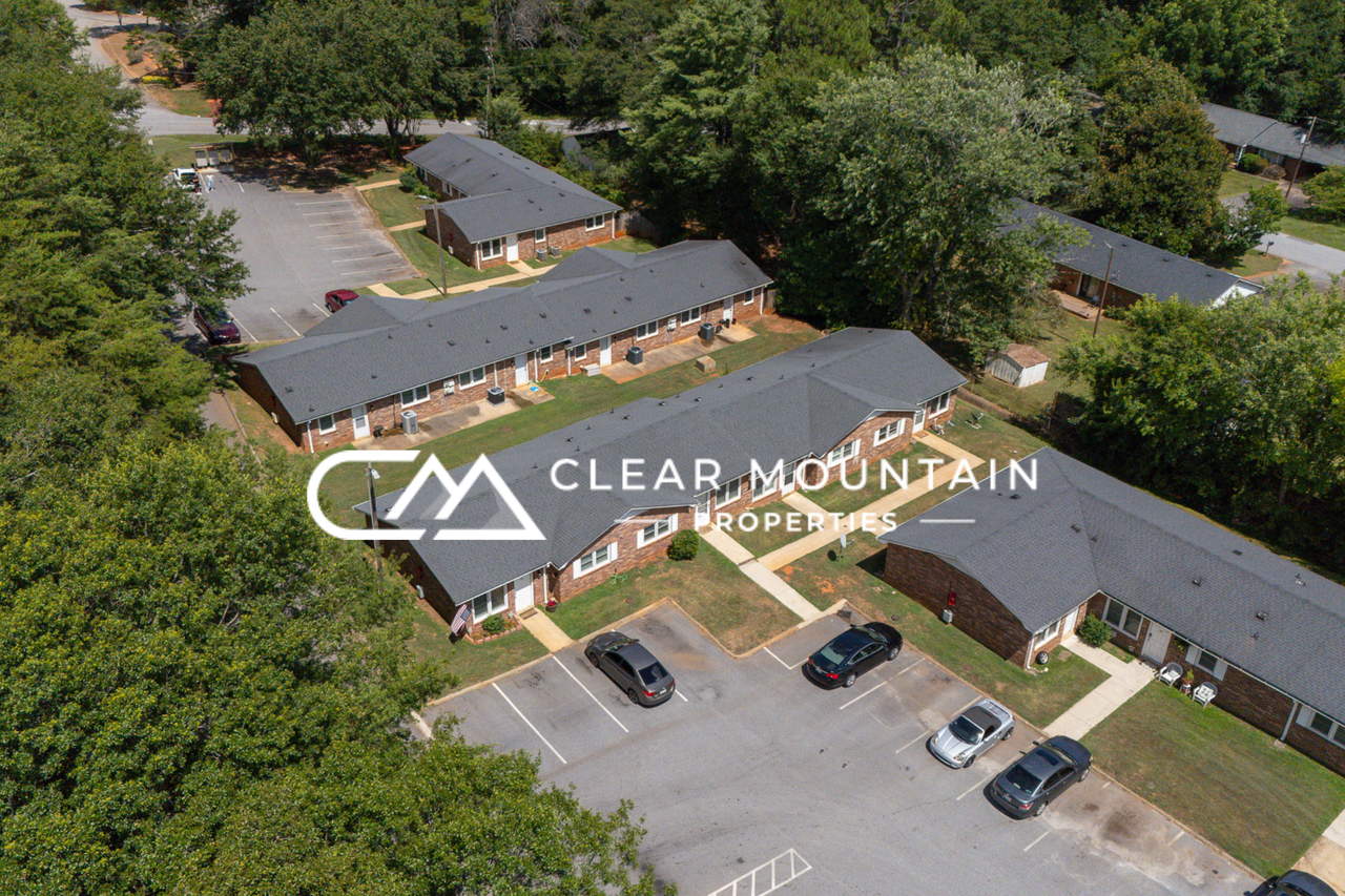 Creekside Apartments - Photo 2 of 2