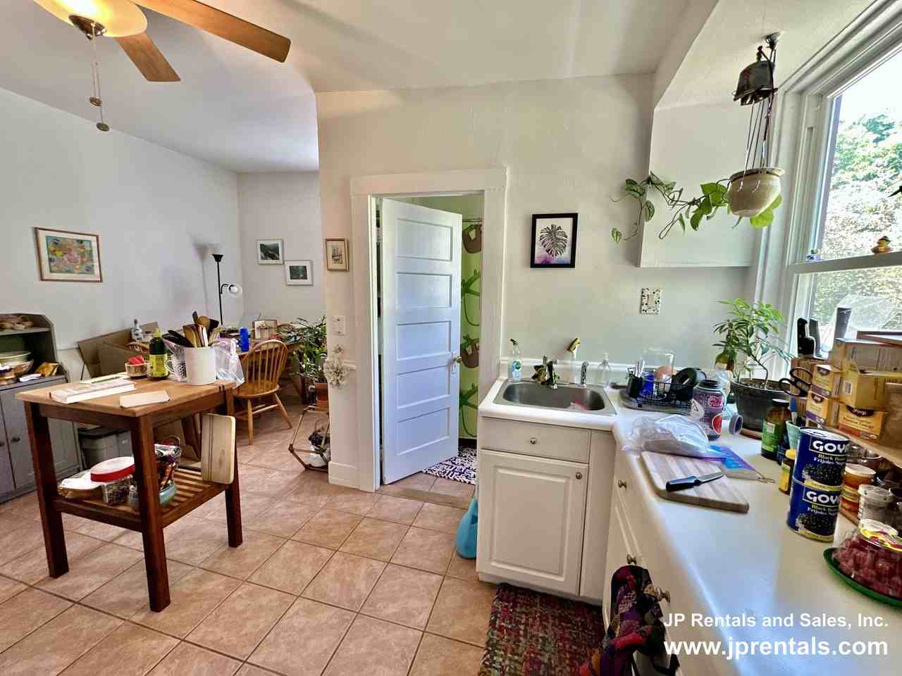 68 Mcbride St #3 - Photo 6 of 12