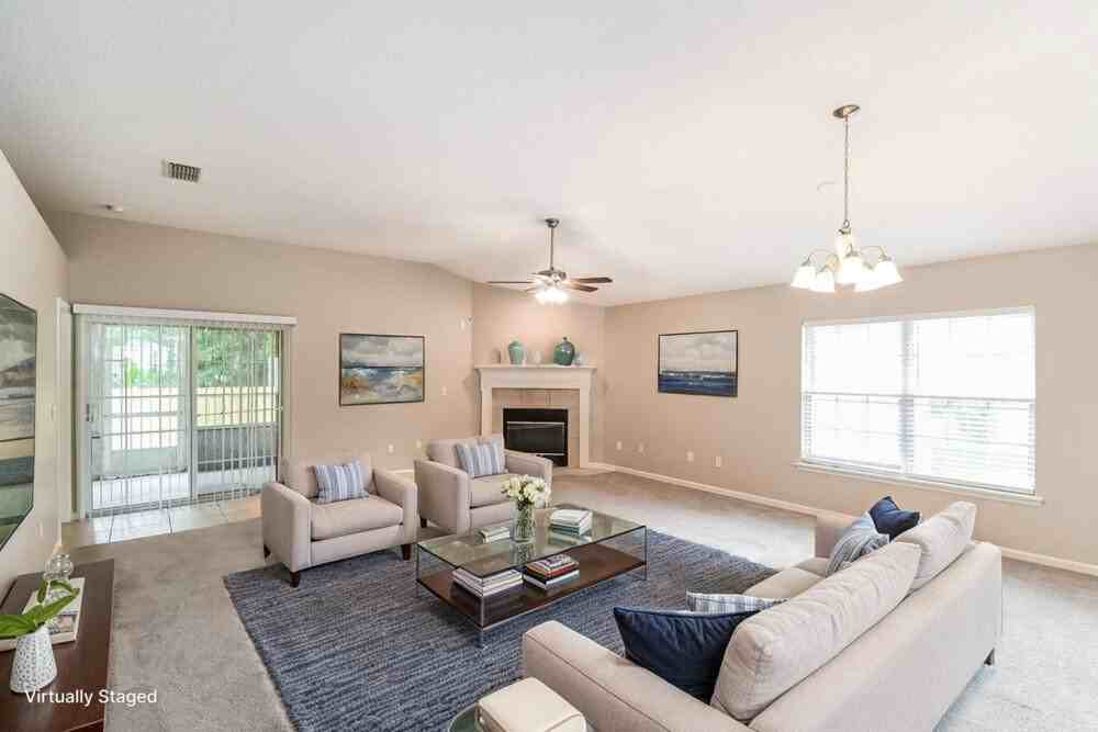 6065 Winding Bridge Dr - Photo 4 of 19