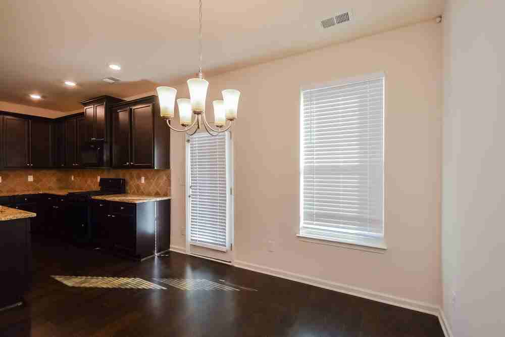 313 Emporia Loop - Photo 6 of 17
