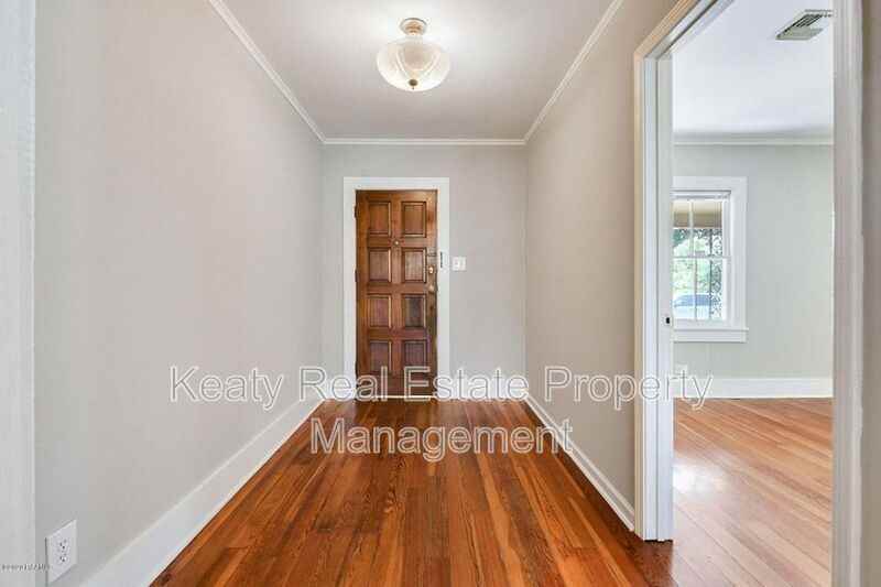 115 Ryan St - Photo 4 of 17