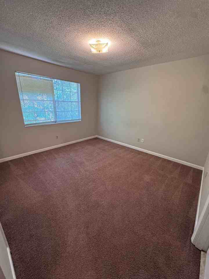 1415 Christine Ave #19 - Photo 2 of 8