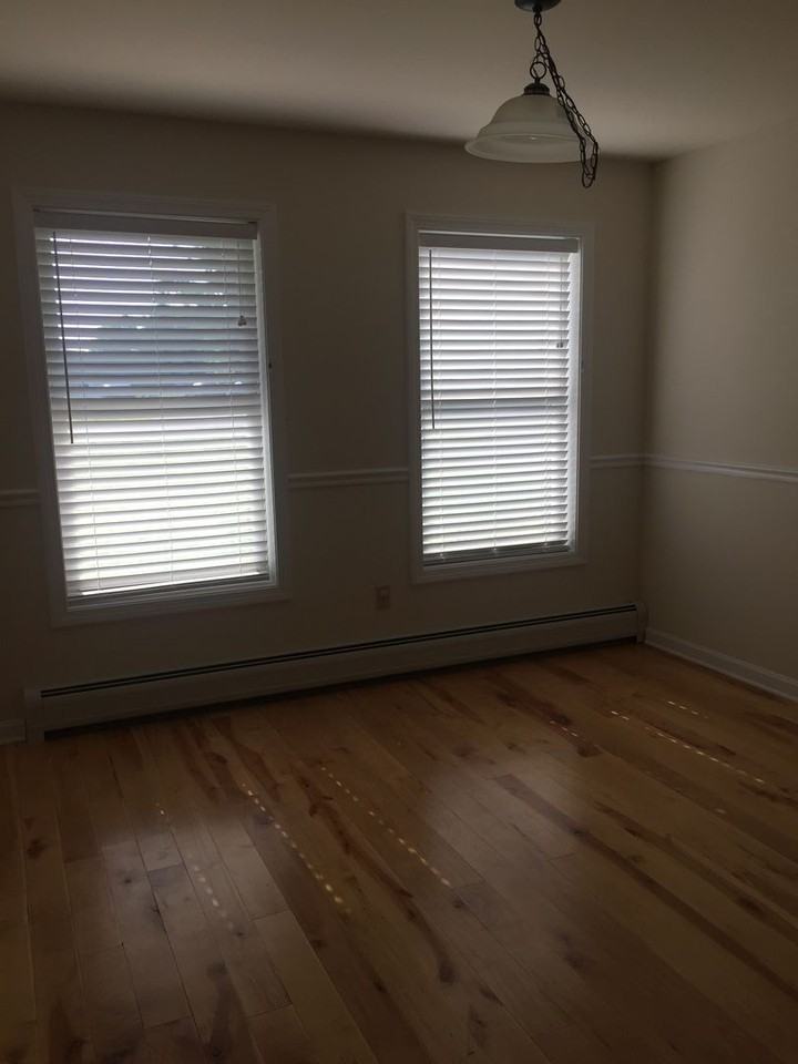75 Sumner Ln #C - Photo 3 of 23