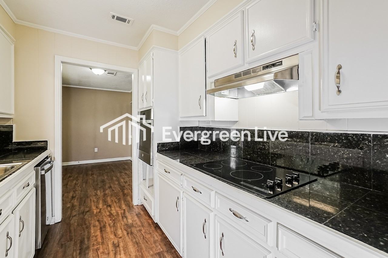 513 Sycamore Cir - Photo 6 of 15