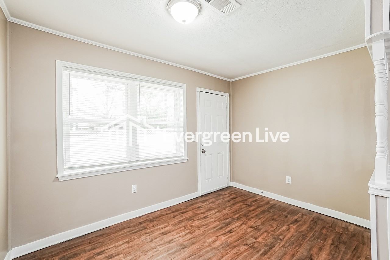 513 Sycamore Cir - Photo 7 of 15