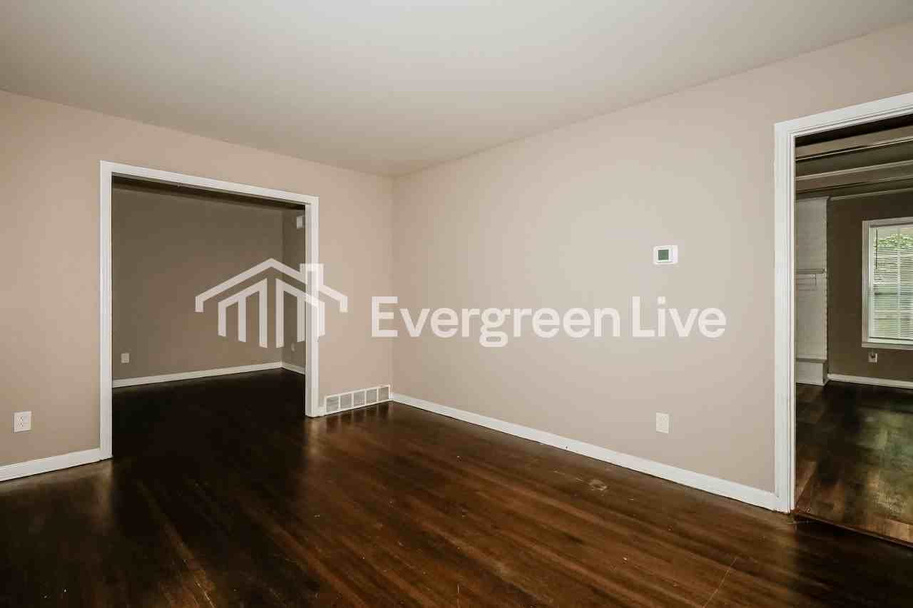 3285 Canyon Rd - Photo 2 of 15