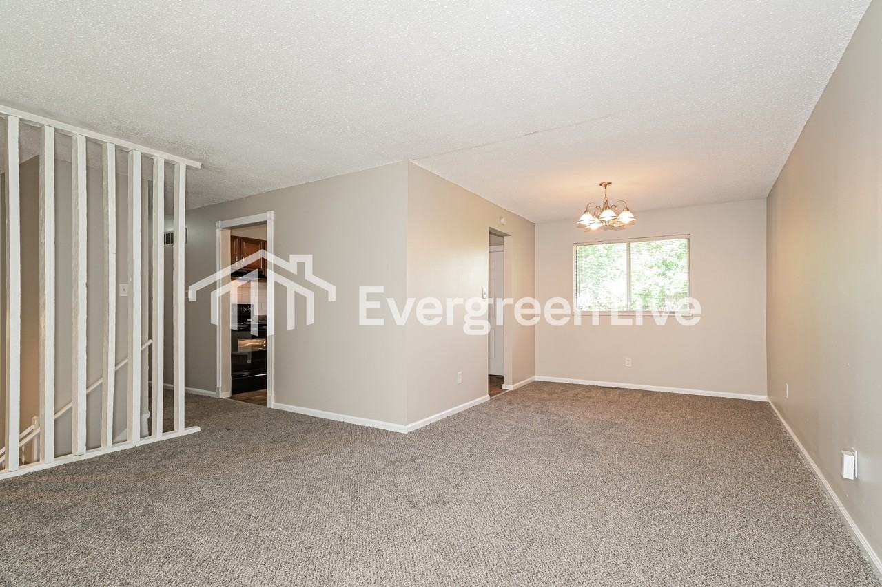 2387 Millvalley Dr - Photo 3 of 15