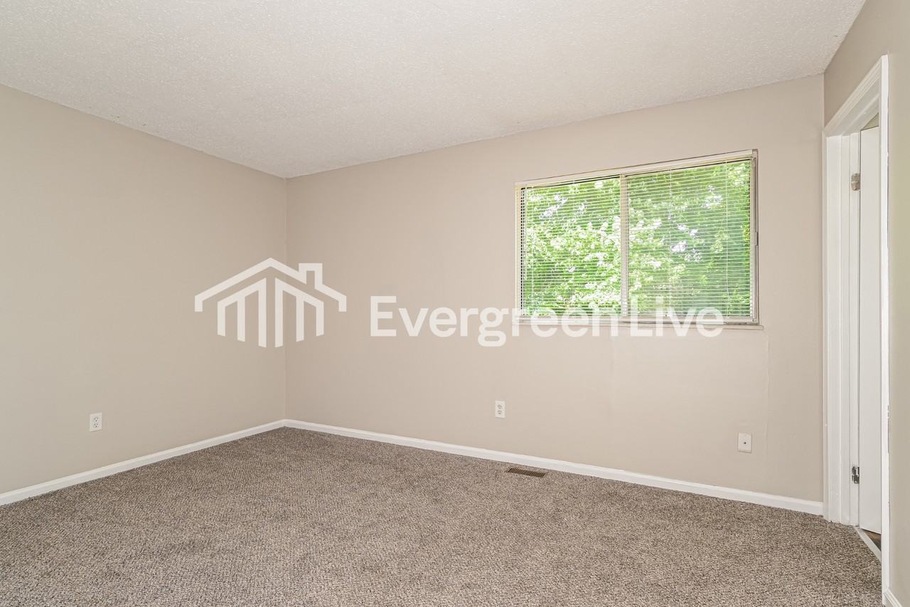 2387 Millvalley Dr - Photo 7 of 15