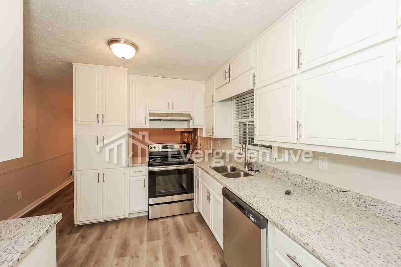 600 Waterboy Rd - Photo 3 of 15