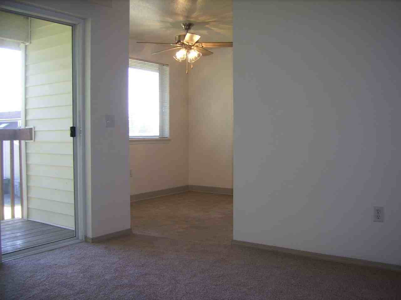 #291 KENSINGTON SQUARE - Photo 4 of 26