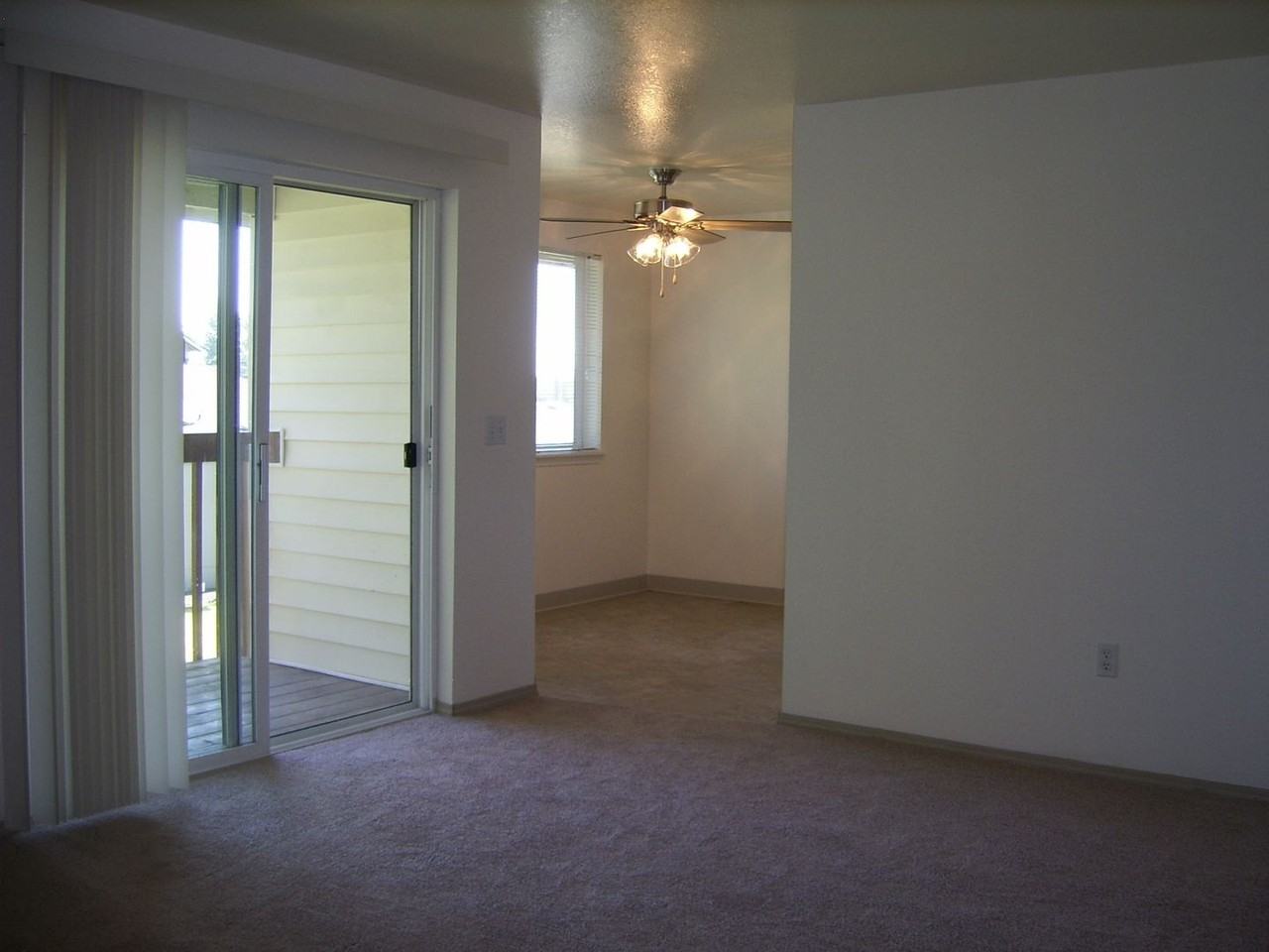 #291 KENSINGTON SQUARE - Photo 5 of 26