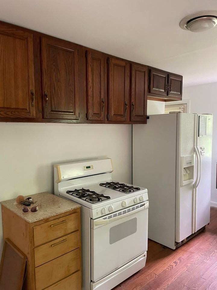 1012 Aspen Rd - Photo 3 of 8
