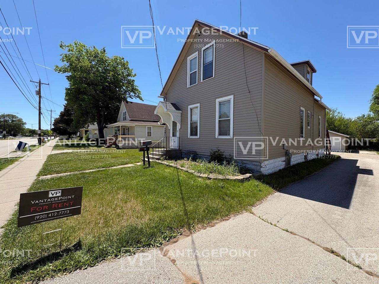 945 Velp Avenue - Photo 2 of 16