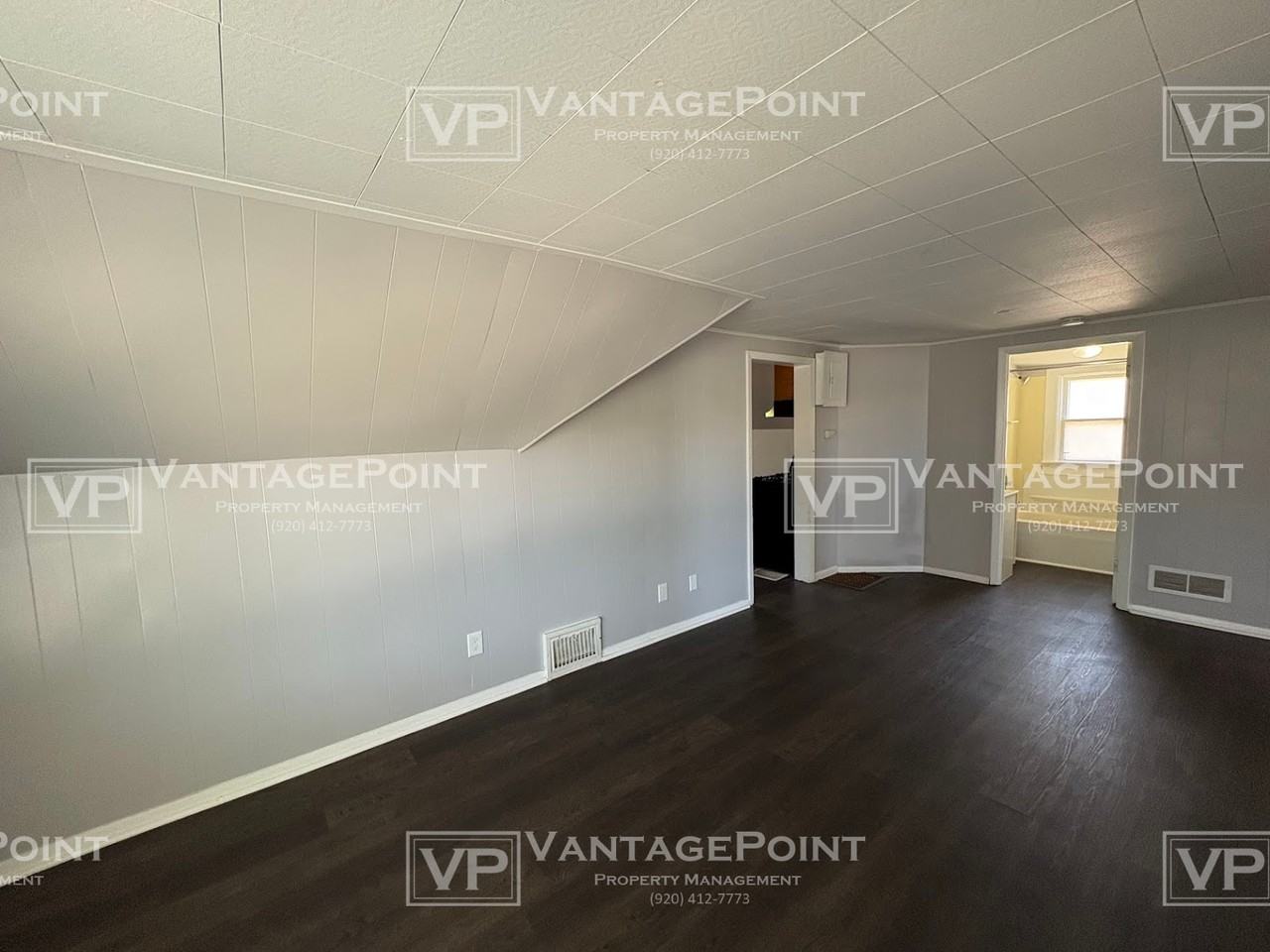 945 Velp Avenue - Photo 7 of 16