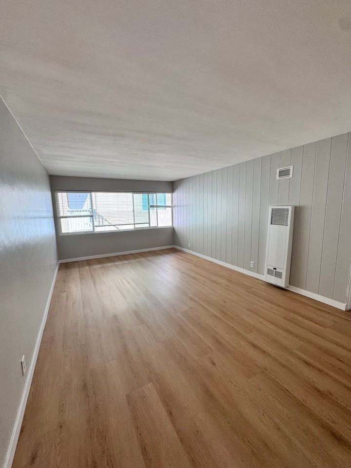 5201 E Anaheim Rd. - Photo 2 of 12