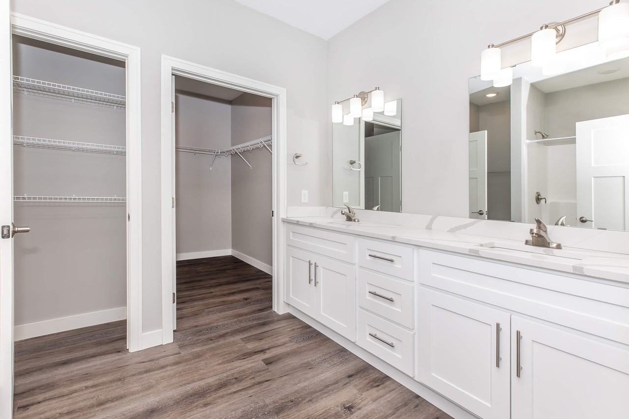 Stone Haven Townhomes - Photo 7 of 22
