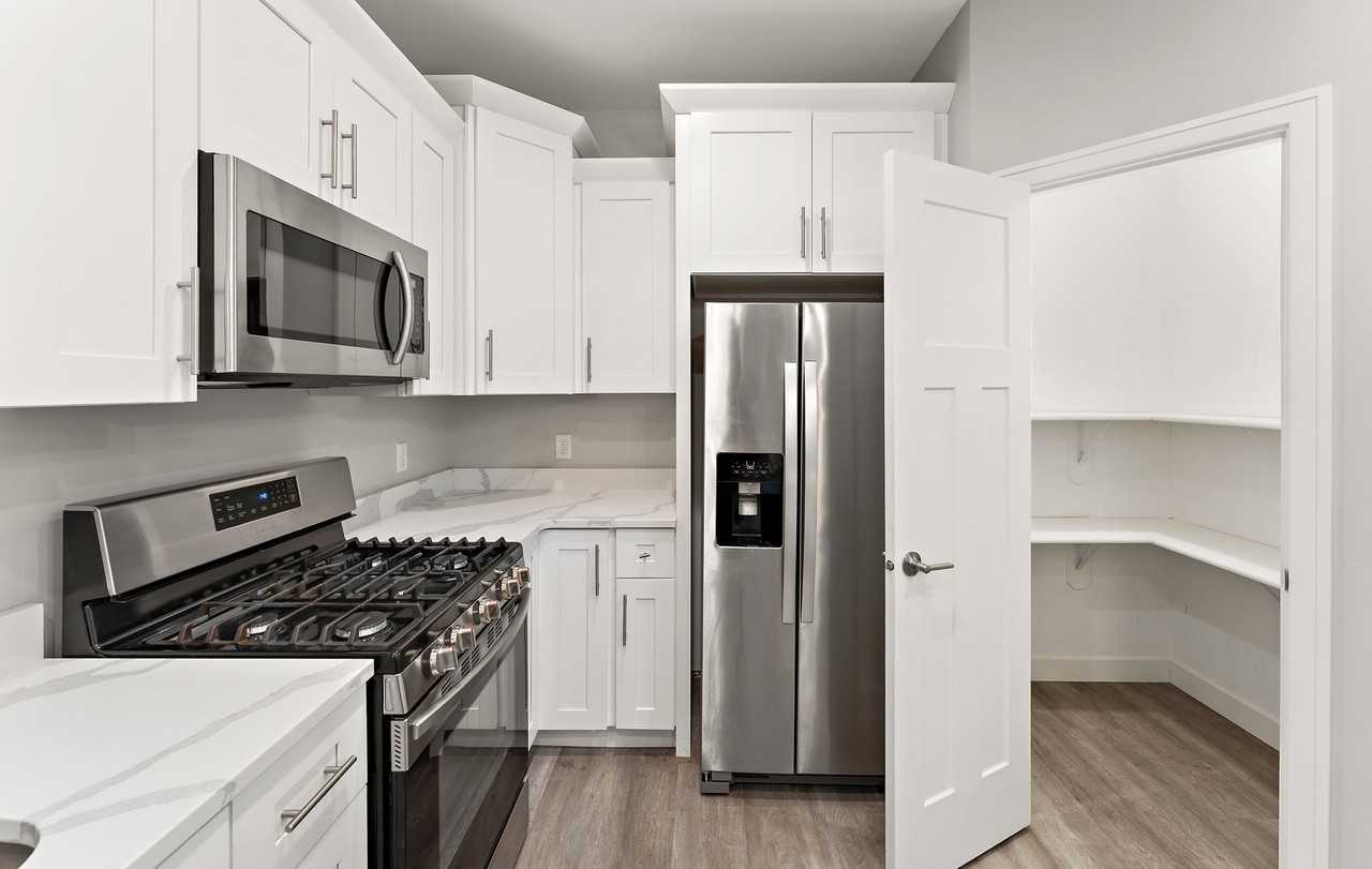 Stone Haven Townhomes - Photo 6 of 39