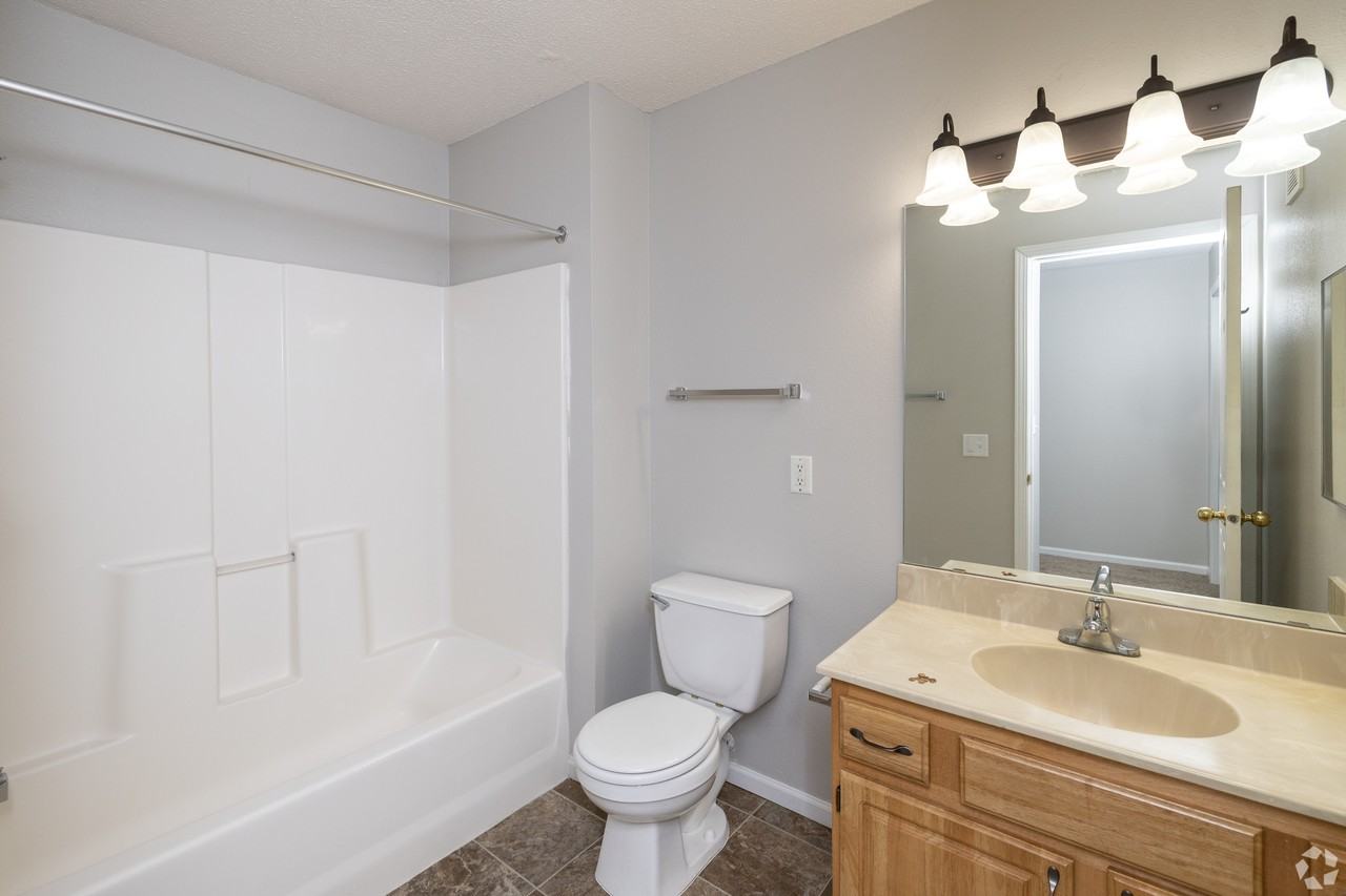 Georgetown Townhomes - Photo 7 of 36