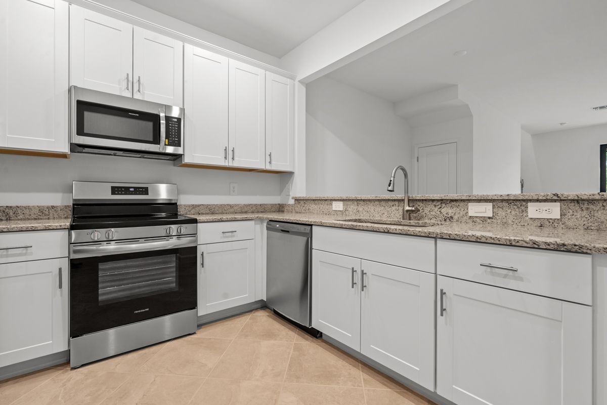 14150 Gardeners Way - Photo 4 of 23