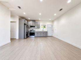 10723 Rhodesia Ave - Photo 1 of 1